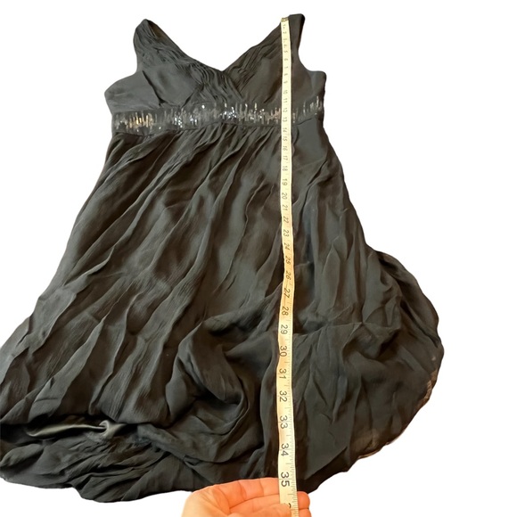 BCBGMaxAzria Black 100% Silk Bubble Skirt Cocktail Dress w/ Beaded Waist Sz 6 - Picture 8 of 17